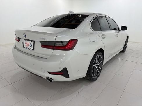 Used 2020 BMW 330i xDrive Sedan w/ Executive Package AWD/4WD image 5