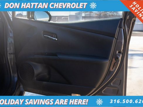 Used 2016 Toyota Prius Two image 21