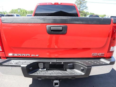 Used 2009 GMC Sierra 2500 SLE w/ Convenience Package AWD/4WD image 8