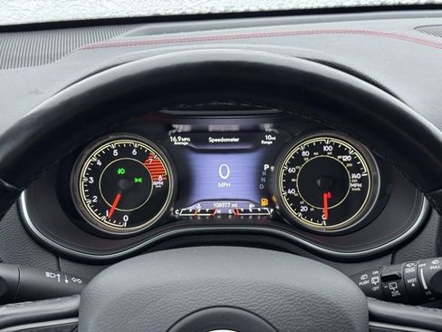 Used 2021 Jeep Cherokee Trailhawk w/ Sun, Sound & Nav Group image 29