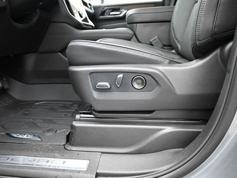 New 2026 GMC Yukon Denali image 10