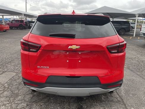 Used 2023 Chevrolet Blazer LT w/ Convenience Package FWD image 5