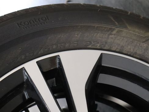 Used 2023 Nissan Sentra SV image 31