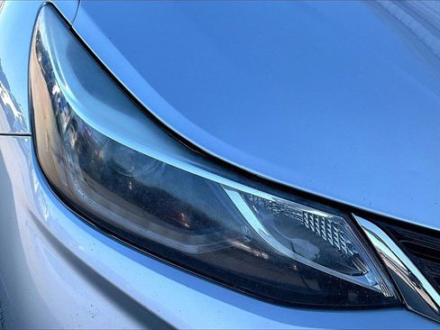 Used 2018 Chevrolet Cruze LT image 23
