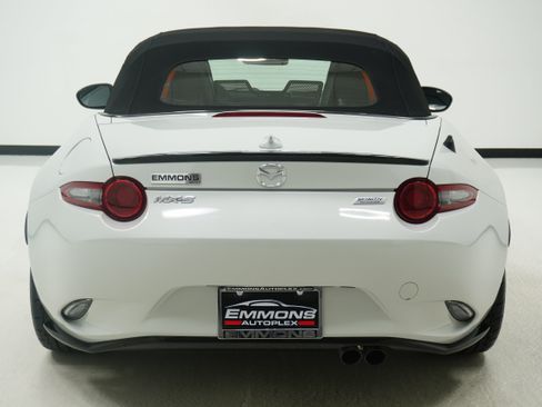 Used 2016 MAZDA MX-5 Miata Club w/ Brembo/BBS Package RWD image 5