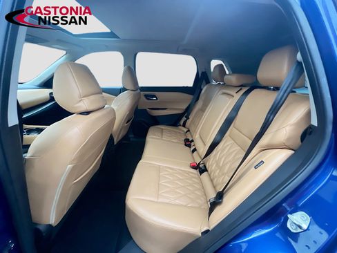 Used 2023 Nissan Rogue Platinum w/ Platinum Premium Package image 33