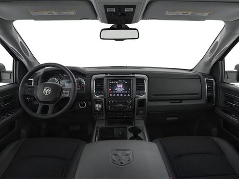 Used 2014 RAM 1500 Laramie w/ Convenience Group RWD image 5