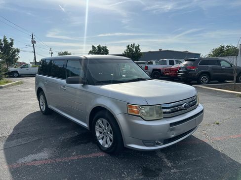 Used 2012 Ford Flex SE image 3