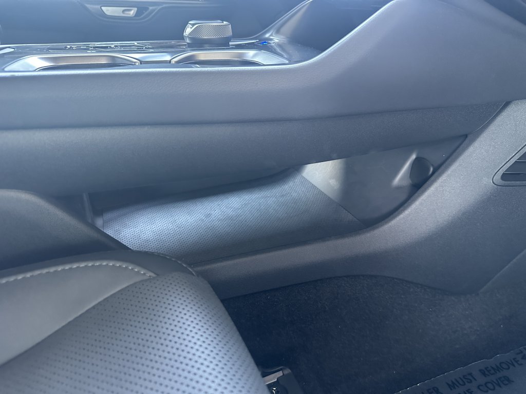 Used 2024 Lexus RZ 450e Premium AWD/4WD image 42