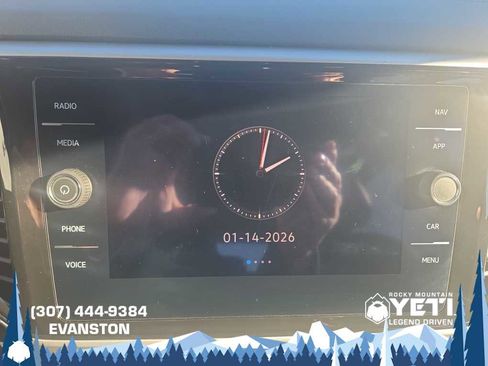 Used 2022 Volkswagen Atlas SEL Premium image 23