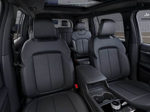 New 2026 Jeep Grand Cherokee L Limited AWD/4WD image 16