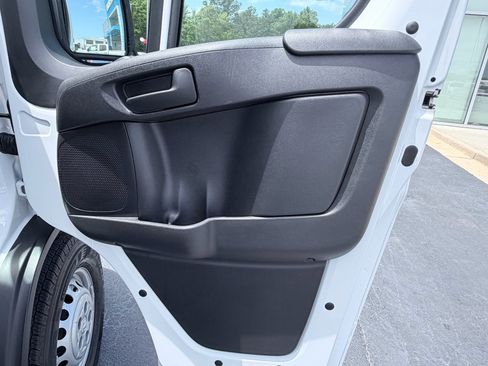 Used 2026 RAM ProMaster 2500 w/ Convenience Group FWD image 31