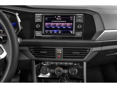 Certified 2023 Volkswagen Jetta SE FWD image 7
