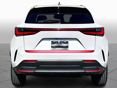 Used 2024 Lexus NX 350h AWD w/ Vision Package image 4