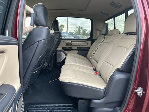 Used 2019 RAM 1500 Limited AWD/4WD image 13