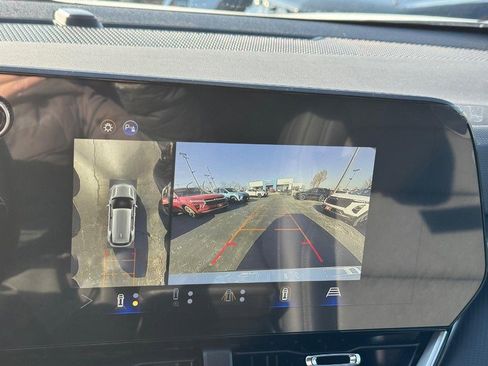 New 2026 Chevrolet Equinox LT w/ Convenience Package II image 17