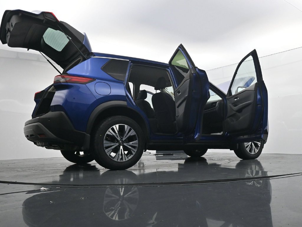 Used 2023 Nissan Rogue SV AWD/4WD image 40