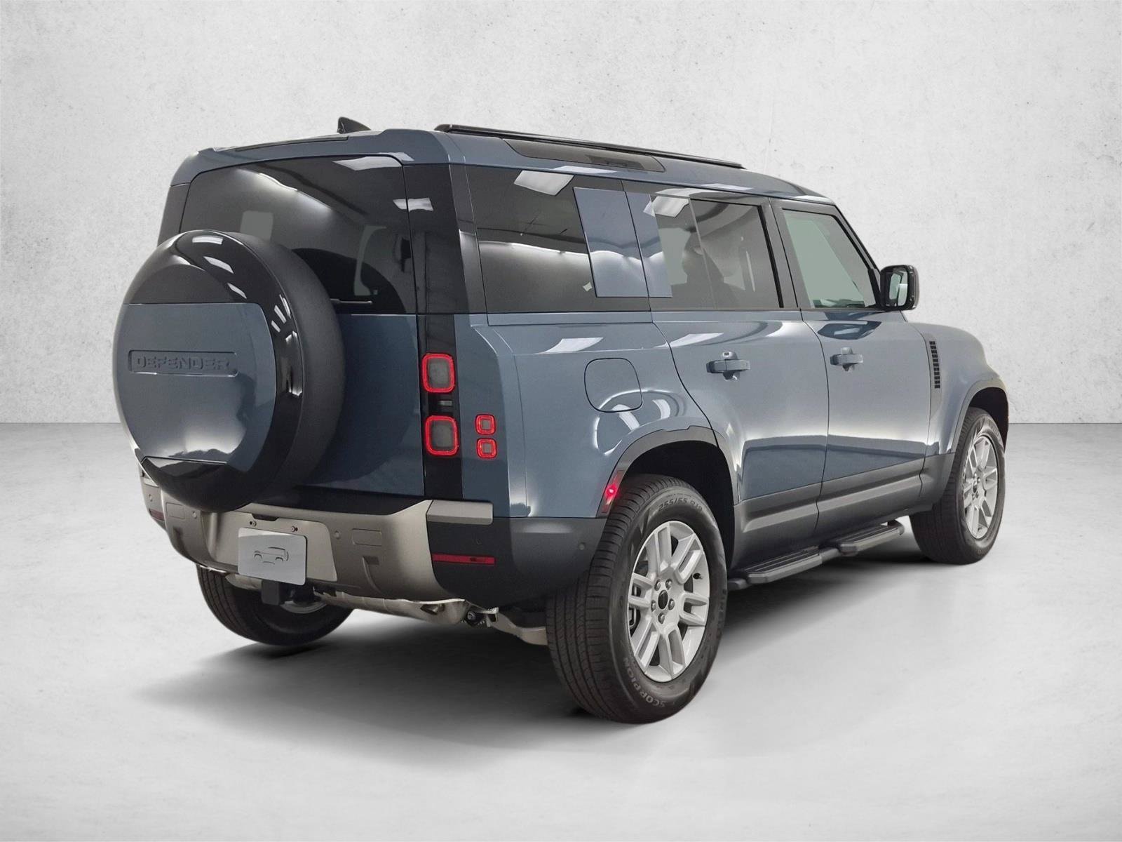 New 2026 Land Rover Defender 110 S AWD/4WD image 2