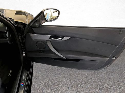 Used 2011 BMW Z4 sDrive35is RWD image 23