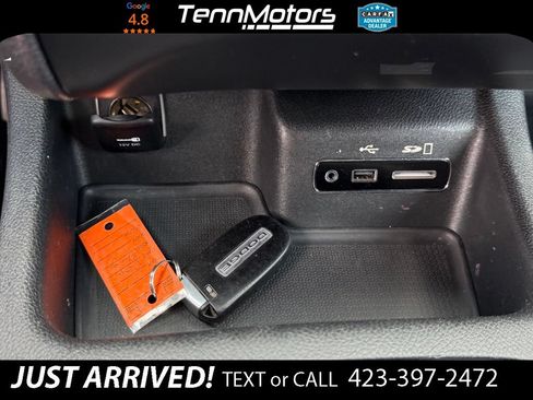 Used 2017 Dodge Durango R/T w/ Technology Group AWD/4WD image 29