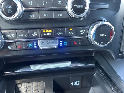 Used 2023 Ford F250 Lariat w/ Lariat Ultimate Package image 24