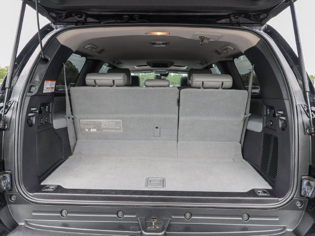 Used 2018 Toyota Sequoia Platinum AWD/4WD image 32