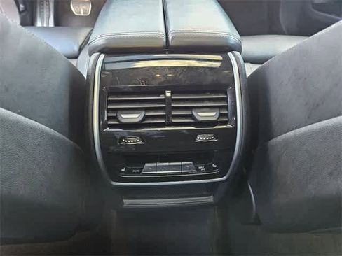 Used 2023 BMW X6 xDrive40i w/ Executive Package image 15