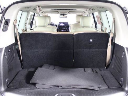 Certified 2023 Nissan Armada SL w/ Captain's Chairs Package image 17