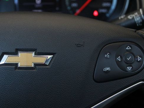 Used 2019 Chevrolet Impala LT w/ Sunroof and Spoiler Package FWD image 33