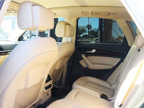 Used 2019 Audi Q5 Premium Plus w/ Premium Plus Package image 33