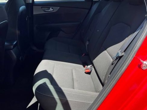 Used 2021 Kia Forte LXS FWD image 27