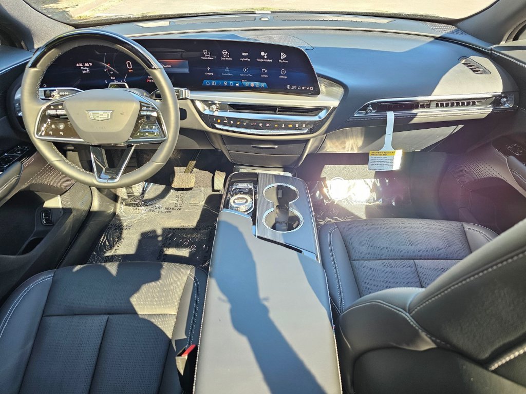 Certified 2026 Cadillac Lyriq Sport AWD/4WD image 17