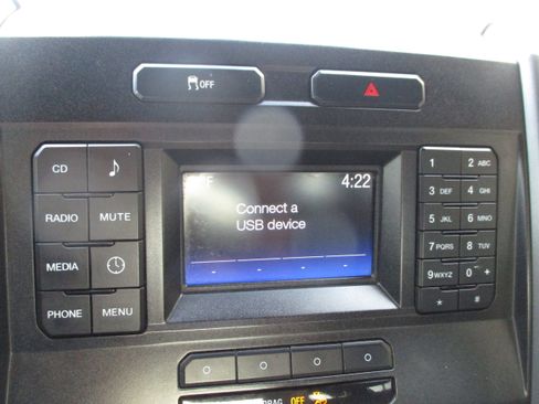 Used 2017 Ford F150 XLT w/ Trailer Tow Package image 20