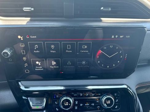 New 2026 GMC Sierra 2500 AT4 w/ AT4 Premium Plus Package AWD/4WD image 9