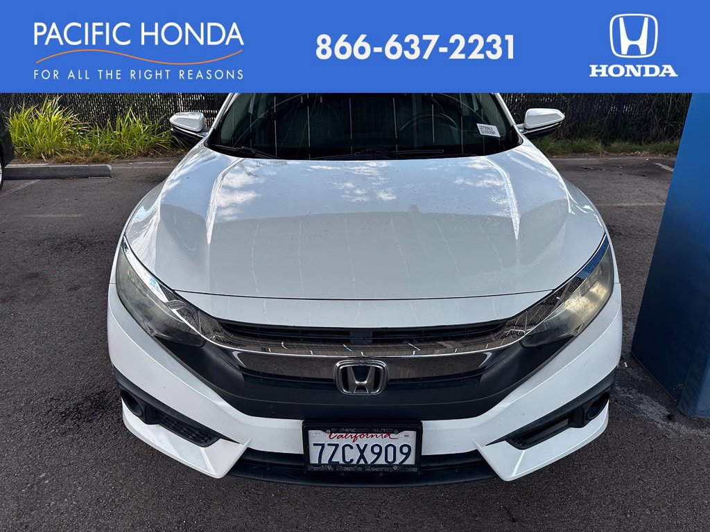 Used 2017 Honda Civic Touring image 1
