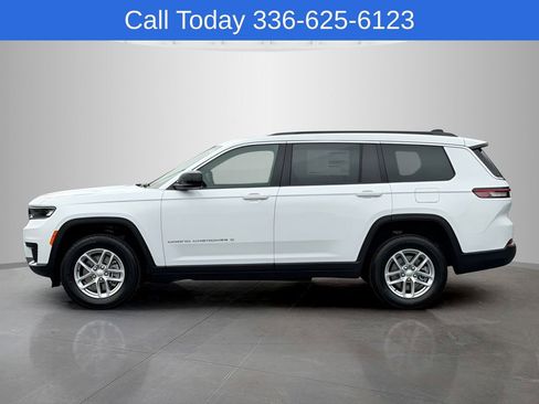 New 2026 Jeep Grand Cherokee L Laredo AWD/4WD image 2
