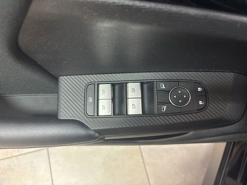 Used 2024 Mitsubishi Outlander ES FWD image 18