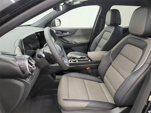 New 2026 Chevrolet Equinox LT w/ Convenience Package II image 19