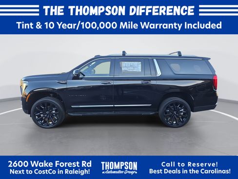 New 2026 GMC Yukon XL Elevation w/ LPO, Elevation Black Package AWD/4WD image 6