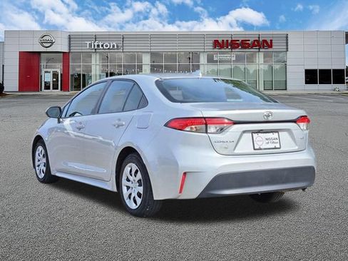 Used 2024 Toyota Corolla LE FWD image 6