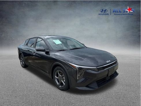 Used 2025 Kia K4 FWD image 1