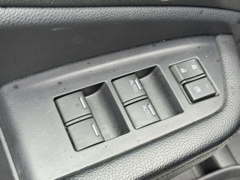 Used 2020 Honda Pilot Touring image 14