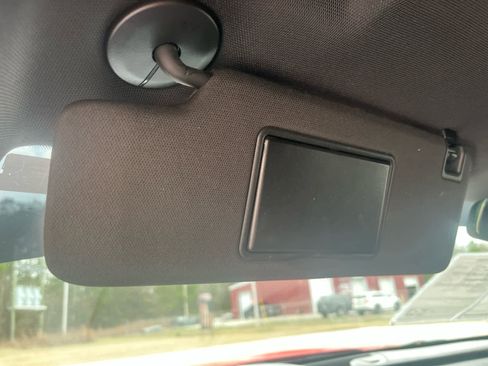 Used 2020 Chevrolet Camaro LT image 18