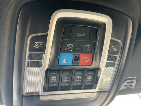 Used 2025 RAM 1500 Laramie w/ Sport Appearance Package AWD/4WD image 23