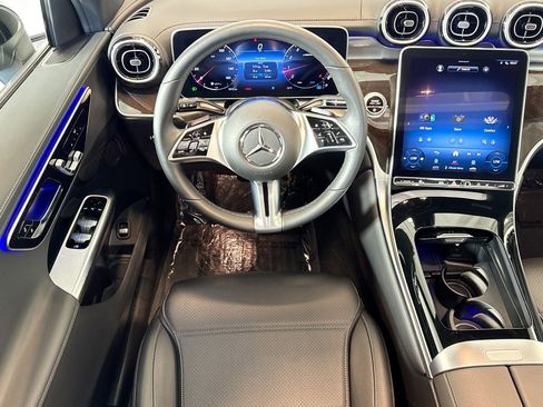 Used 2023 Mercedes-Benz GLC 300 4MATIC image 20