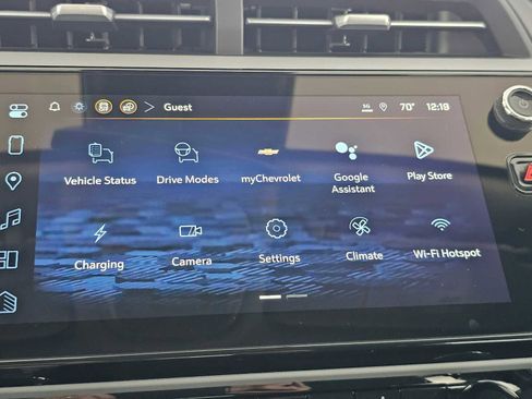 New 2027 Chevrolet Bolt LT w/ Comfort Package FWD image 23