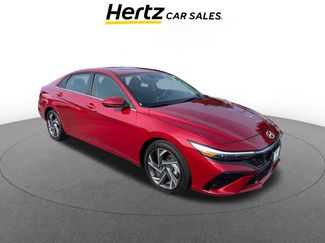 Used 2025 Hyundai Elantra SEL video 1