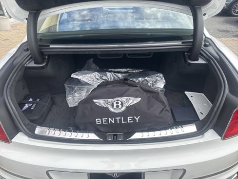 New 2026 Bentley Flying Spur Azure AWD/4WD image 30