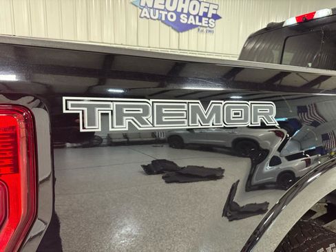 Used 2020 Ford F250 Lariat image 14