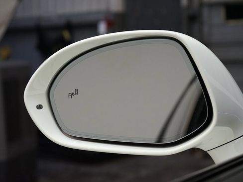 Used 2018 Bentley Mulsanne Speed image 24